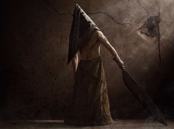 La spada di Pyramid Head ricreata dai Man at Arms.jpg